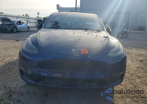 2024 Tesla Model Y z USA, uszkodzony, nr VIN 7SAYGAEE9RF005272